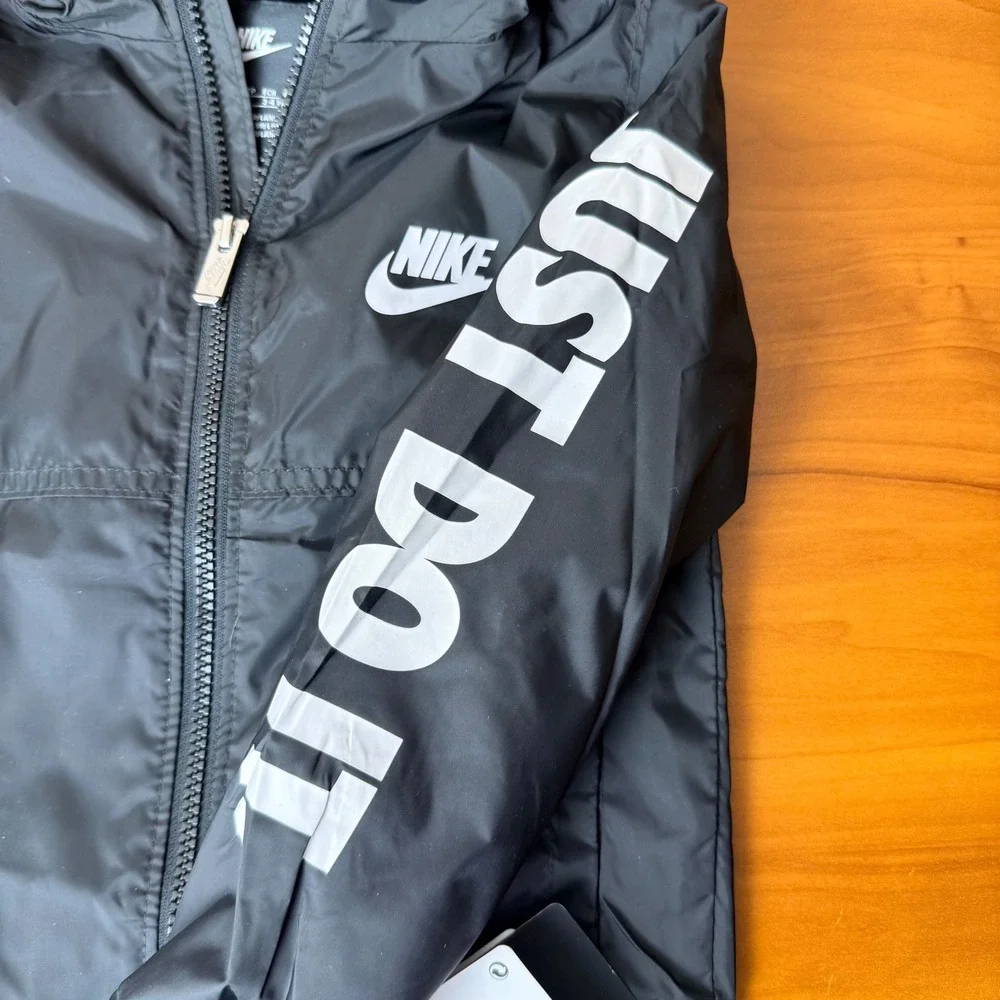 Nike Kids Repel Windbreaker Hooded Jacket Black Just Do It 86J278-023‎ Size 4 XS